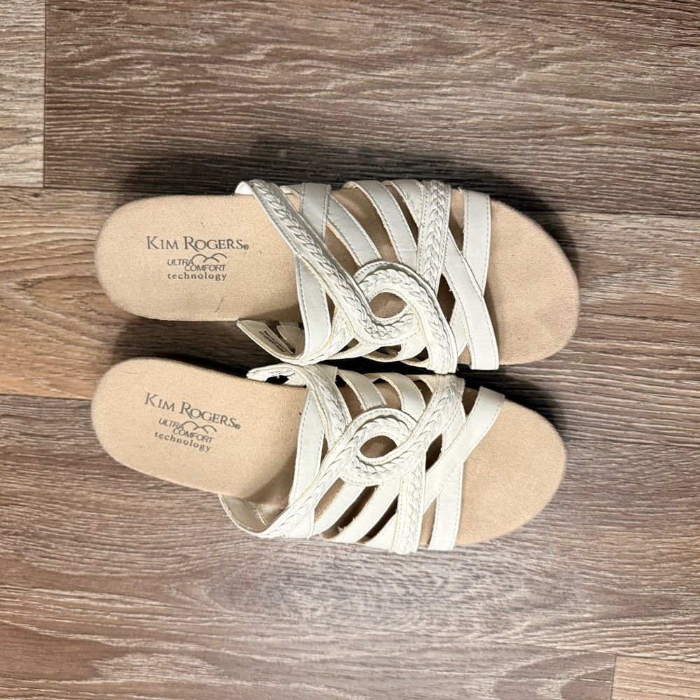 Kim Rogers Women's Tan and Cream Sandals